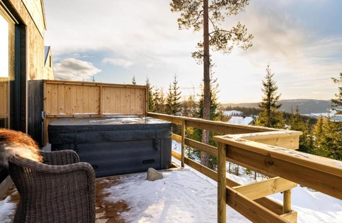 Hurdal Municipality House | Troll 1 · Jacuzzi · Dyrevennlig · 30 min OSL