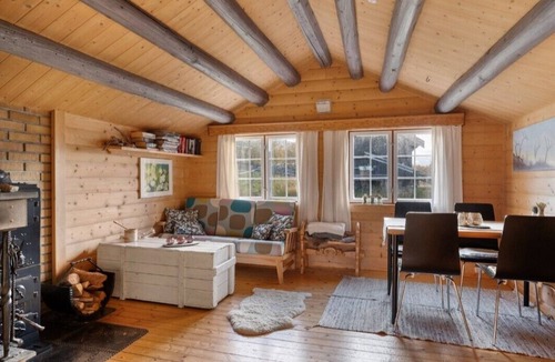 Lesja Bed & Breakfast | Trollskogen Gård