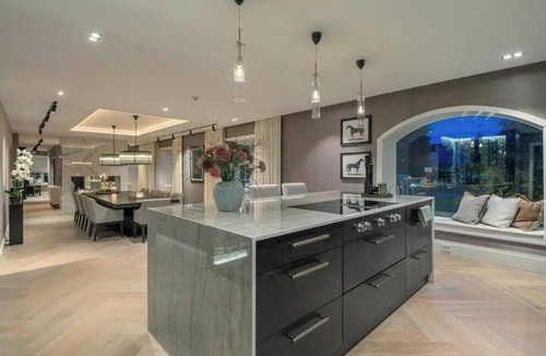 Trondheim City Centre Apartment | Trondheim's crown jewel – an elegant luxury apartment right in the heart of downtown
