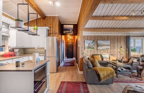 Trysil Ski Chalet | Trysil Ski-in/out | 6 BR | Sauna