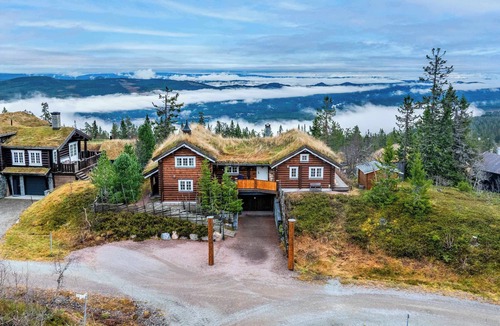 Trysil Ski Chalet | Trysilfjell TH969 by Vacation Trysil