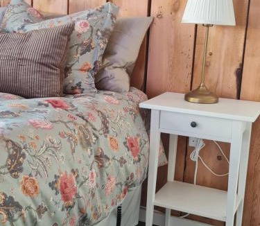 Deje Bed & Breakfast | Tulip Adventure