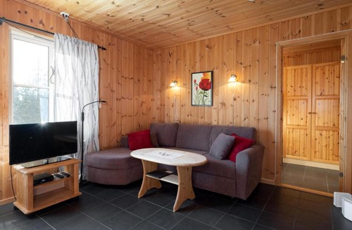 Loten Municipality House | Turstier & Ski · 2 sov · Elbillader · 60 min OSL