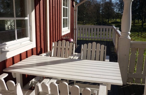 Norrhult-Klavrestrom House | Typical red and white holiday home in the countryside in Småland