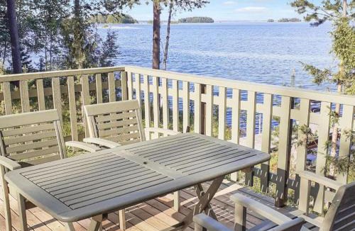 Liperi Hotel | Tyyni Resort - Hirsihuvila Aalto