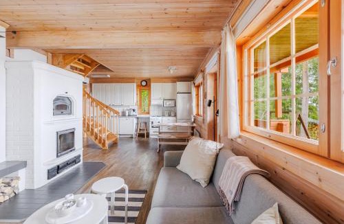 Liperi Hotel | Tyyni Resort - Hirsihuvila Aalto