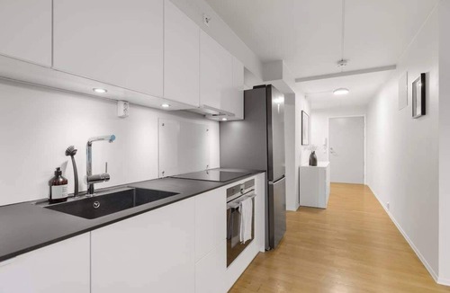 Gronland Apartment | Unbeatable Location - Priv Rooftop - Self Check-in