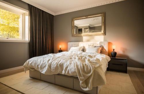 Johanneshov Apartment | Unique apartment with Private Terrace & Entrance