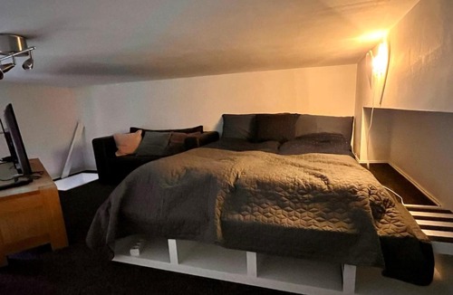 Smedjebacken Apartment | Unique cozy 1-bedroom loft in Smedjebacken's best location