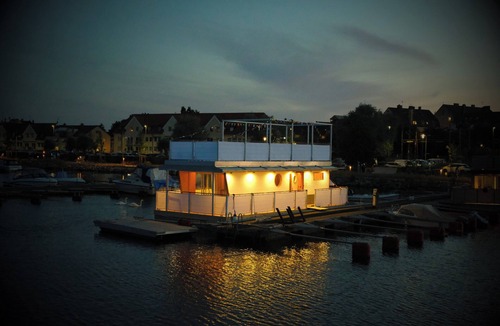 Solvesborg House | Unique floating retreat Sleeps 4