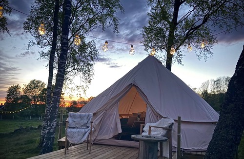 Laholm Municipality House | Unique glamping experience with alpacas in the countryside near Laholm
