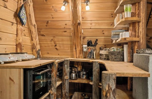 Hol House | Unique hobbit cabin by Hallingskarvet