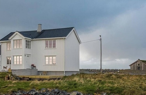 Veiholmen House | Unique house on the waterfront on Veiholmen
