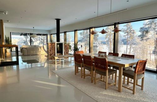 Hollola Villa | Unique lakehouse Villa Valo
