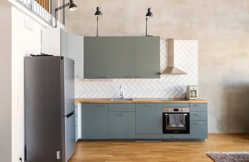 Kaakkoinen District Apartment | Unique Loft with sea view + parking and downloadn