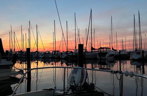 Raa Boat Rental | Unique Sailboat Stay in Helsingborg Harbor