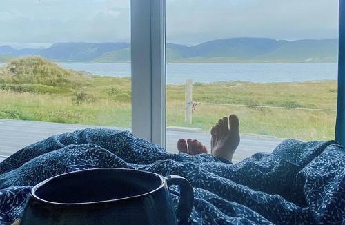 Flakstad House | Unique small cabin with sauna view in Lofoten