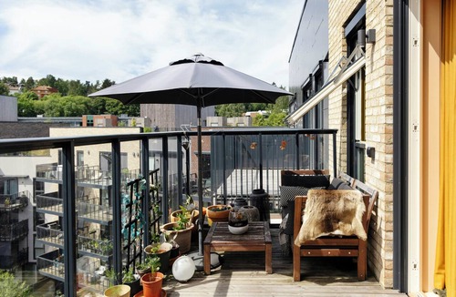 Sogn Apartment | Urban Living with Nature at Your Doorstep
