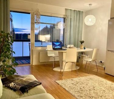 Lahti Apartment | Uusi saunallinen kolmio järvinäkymällä