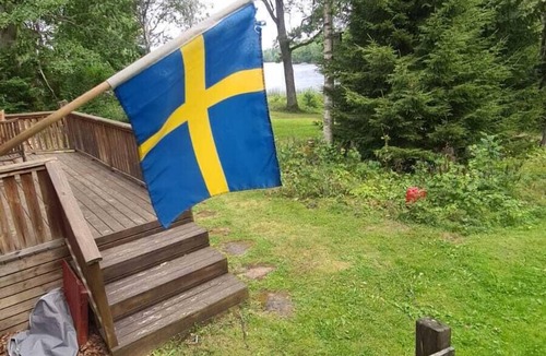 Virserum House | Vacation home directly on the lake, boat, sauna