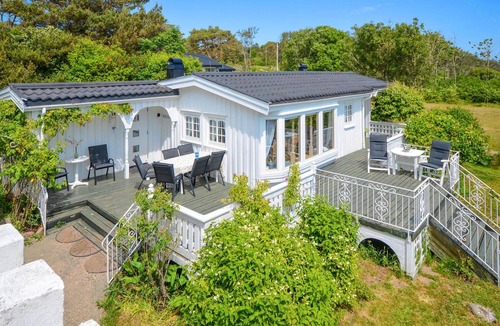 Tromo House | Vacation home in first row of dunes
