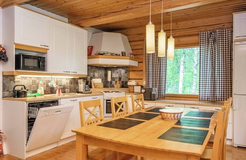 Hirvensalmi House | Vacation home Kotila by Interhome