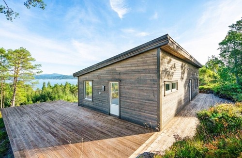 Gjemnes House | Vacation home Norway Møre og Romsdal with fjord view