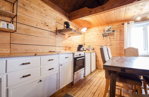 Moskenes Cabin | Valbua - Valen Cabins