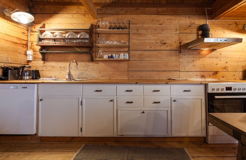 Moskenes Cabin | Valbua - Valen Cabins