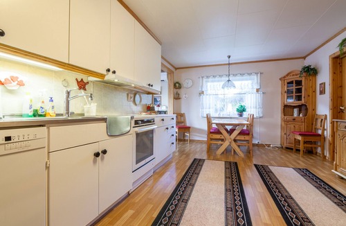 Moskenes House | Valen Retro Home, Reine