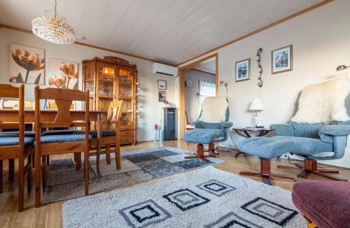 Moskenes House | Valen Retro Home, Reine