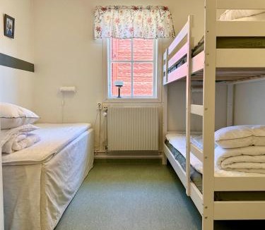 Linkoping Hostel | Valla Vandrarhem