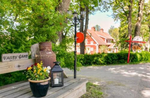 Orebro House | Vallby Farm Camp