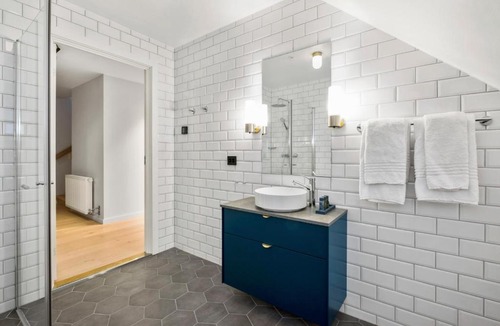 Stavanger Apartment | VANDER - Sea Story
