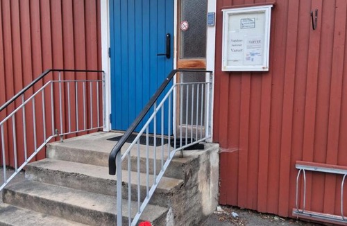 Ellos Hostel | Vandrarhem Varvet