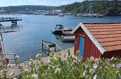 Ellos Hostel | Vandrarhem Varvet