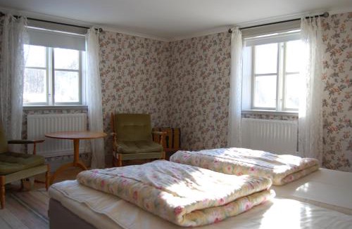 Knatte House | Vandrarhemmet Årås Säteri och Trädgårdar
