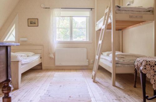 Knatte House | Vandrarhemmet Årås Säteri och Trädgårdar