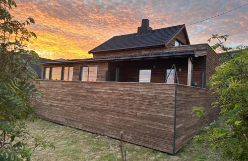 Karlsy Villa | Vannøy Panorama