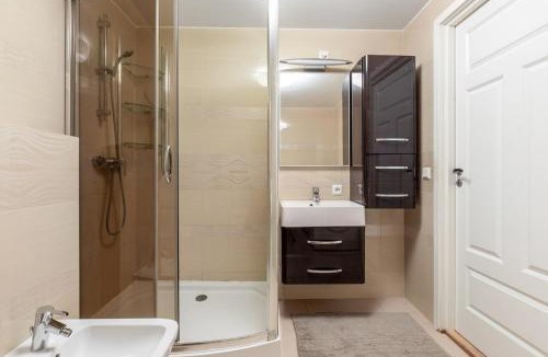 Stavanger Apartment | Vaulen Beach Apartment, Private Entrance and Parking