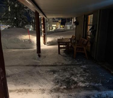 Tromsdalen Apartment | Very centrally located apartment in Tromsø with free parking