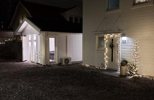 Vastra Frolunda Apartment | Very comfortable Tiny house close to Frölunda Shopping and city