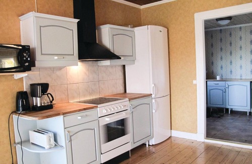 Svanskog House | Very cozy cottage not far from the lake Mellansvan, close to a public bathing place.
