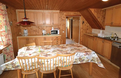 Fegen House | Very cozy cottage, surrounded by a meadow and forest and a sea view to the east and south bidder.
