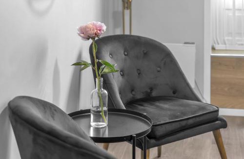 Grimstad House | Victoriagården- Losji