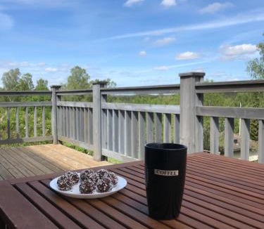 Hestra House | Views of Isaberg and fitting two families!