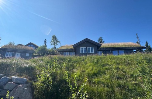 Ringerike Municipality House | Vikerfjell i Ringerike, Oslos nærmeste høyfjell