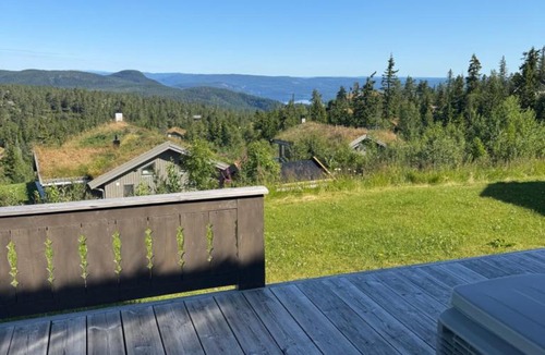 Ringerike Municipality House | Vikerfjell i Ringerike, Oslos nærmeste høyfjell