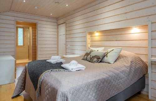 Sirkka Apartment | Villa Hutiputti A, Pool - Ski & Golf