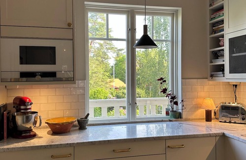Islinge Apartment | Villa idyll centrally located on Lidingö